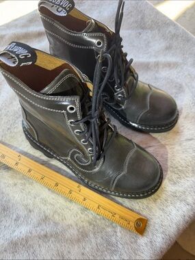 John Fluevog Boots 7th Heaven Derby Swirls Angels soles 6 eye Fit:6 women 4 men